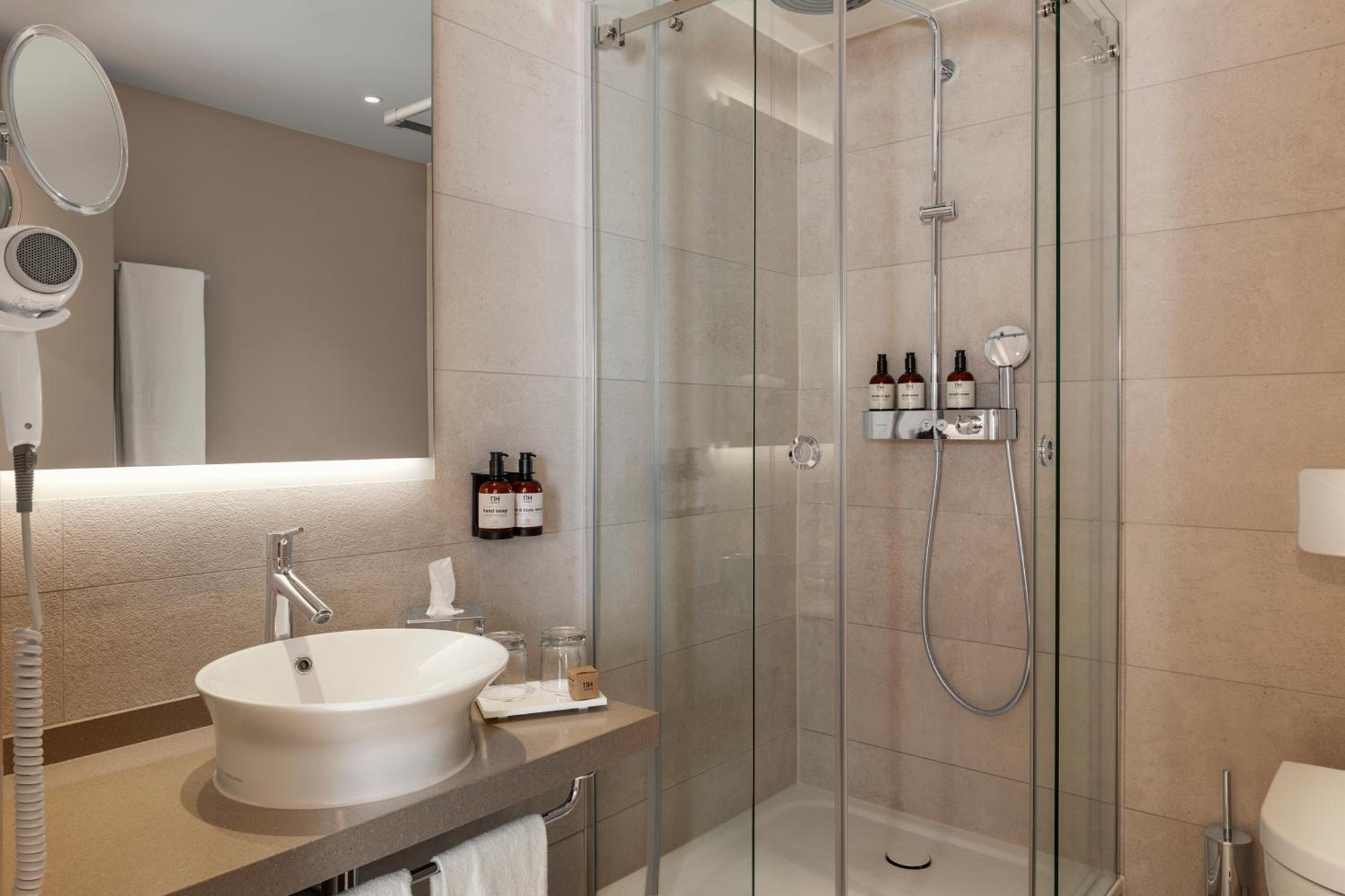Nh Kurfürstendamm Hotel 4*