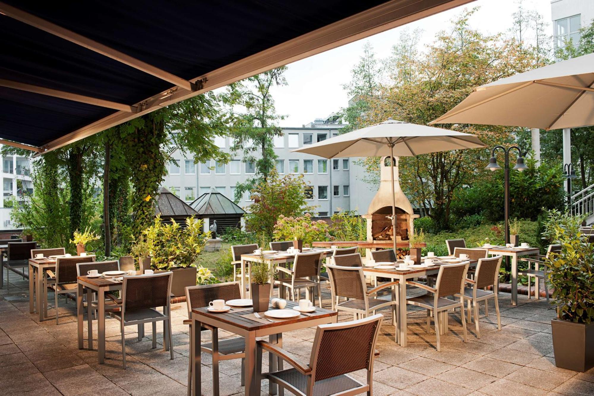 Nh Kurfuerstendamm Отель 4*
